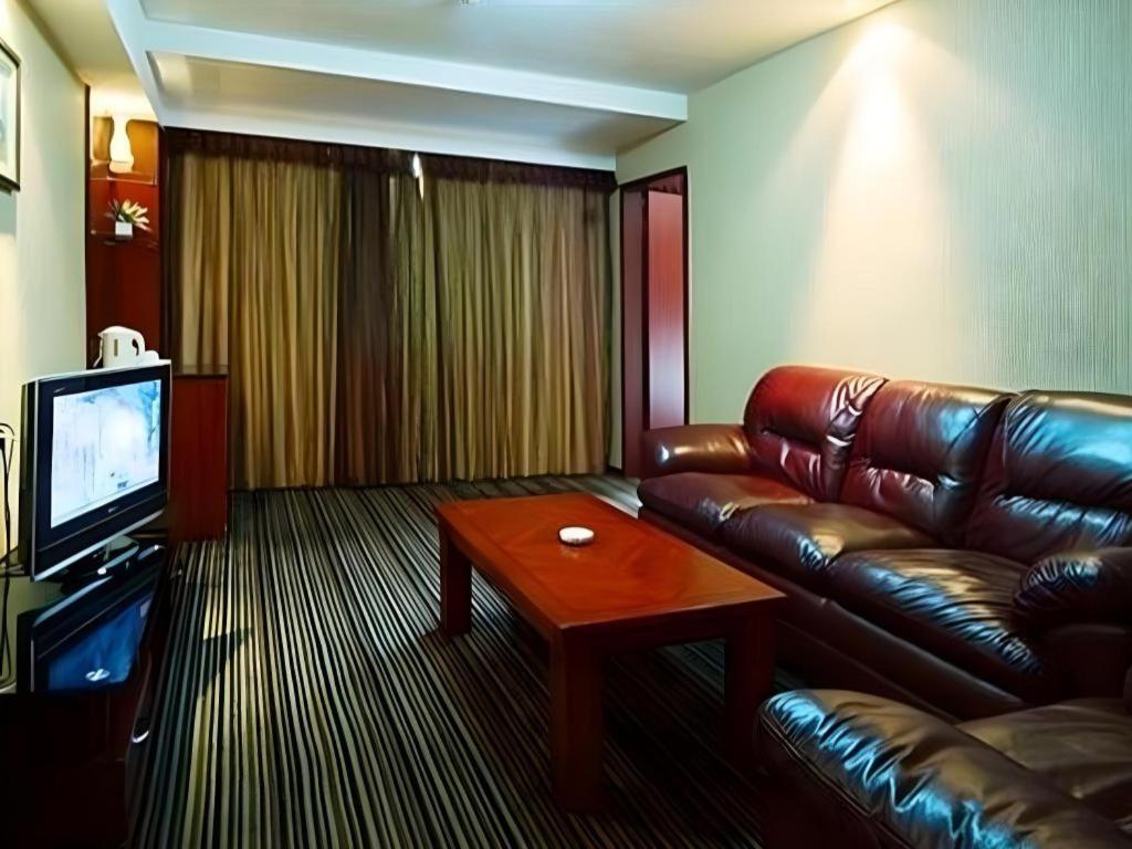 Friendship Hotel Shenzhen Bagian luar foto