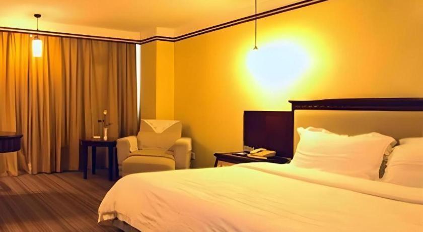 Friendship Hotel Shenzhen Bagian luar foto