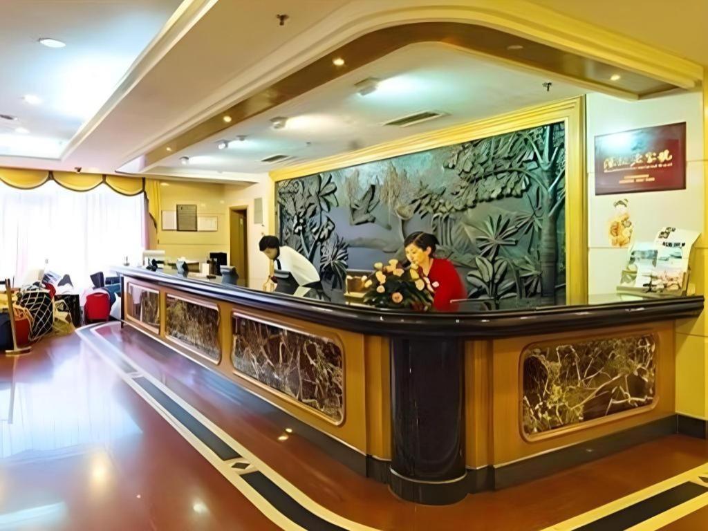 Friendship Hotel Shenzhen Bagian luar foto